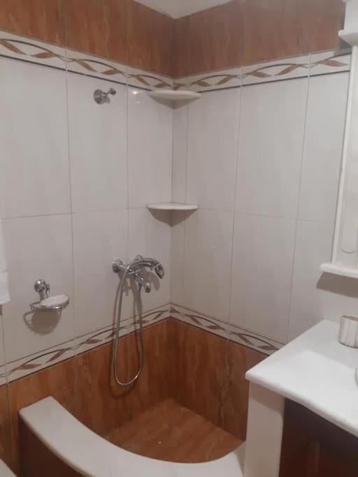 Panos Renos Studio, A Cozy Home By The Beach! Миртеа Экстерьер фото